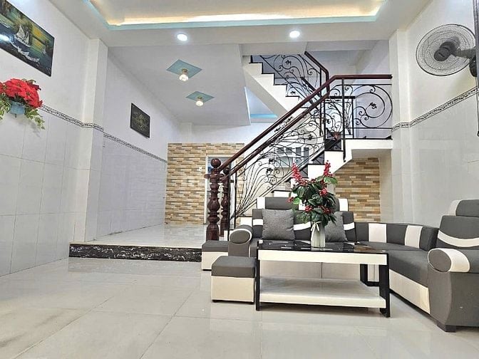 Nhà Bán Phạm Thế Hiển P5Q8. Gần chợ Nhị Thiên Đường