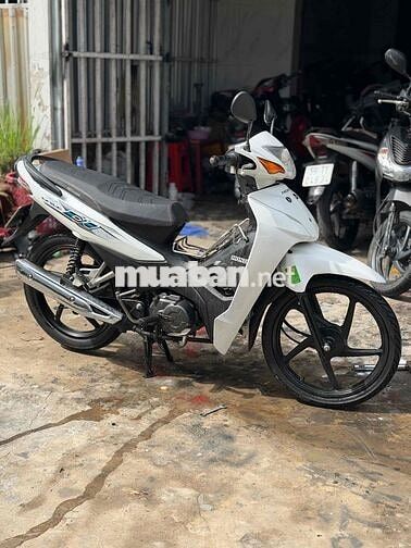 Honda Wave Alpha 2024 Trắng biển 95 ngây chủ