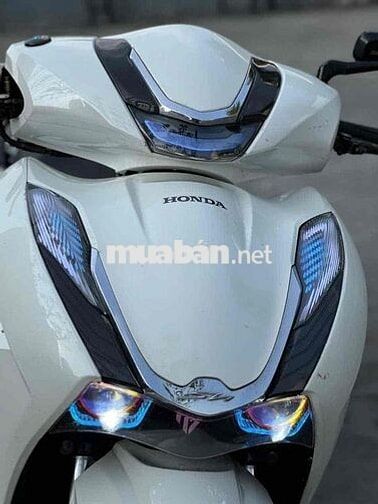 Honda SH350i Trắng 14000 km
