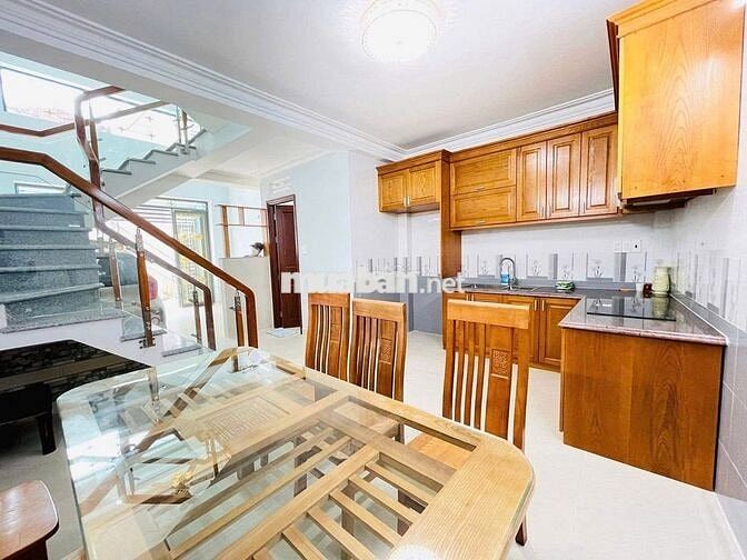 EM CHI BÁN NHÀ CÓ SỔ HỒNG RIÊNG - NGUYỄN VĂN ĐẬU 70,5M2 GIÁ TỐT