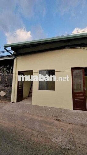 Bán nhà phường Tân Phong gồm 3 nhà trọ (đang có sẵn khách thuê)