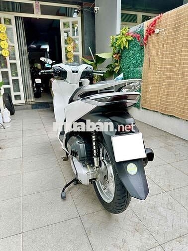 Cần bán SH150i CBS đời 2022 một chủ sử dụng