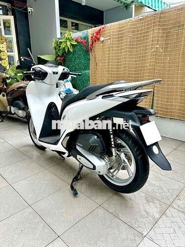 Cần bán SH150i CBS đời 2022 một chủ sử dụng