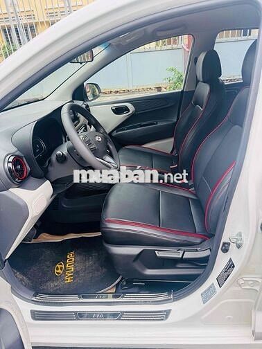 Hyundai Grand i10 Trắng