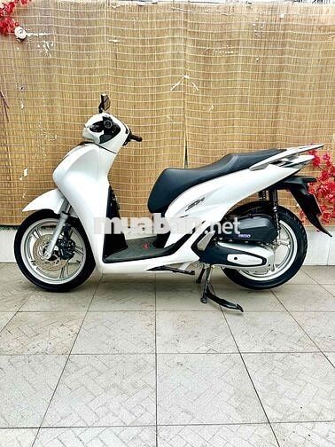 Cần bán SH150i CBS đời 2022 một chủ sử dụng