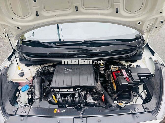 Hyundai Grand i10 Trắng