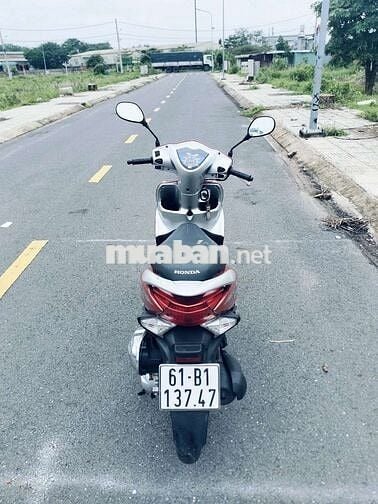 Honda Vision màu Đỏ