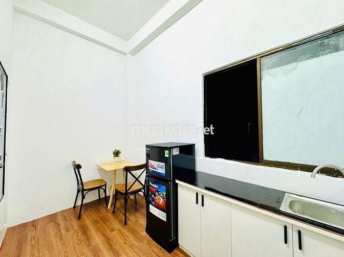 Cho thuê căn hộ mini tách bếp, cửa sổ thoáng mát