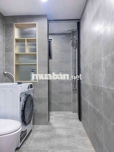 CHO THUÊ CĂN HỘ BAN CÔNG, THANG MÁY, NGAY NGÃ TƯ HÀNG XANH, FULL NT