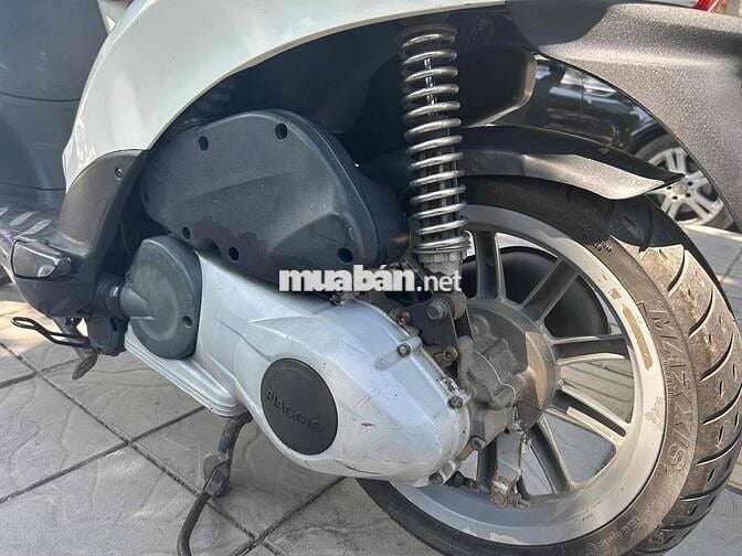 Piaggio Liberty màu Trắng