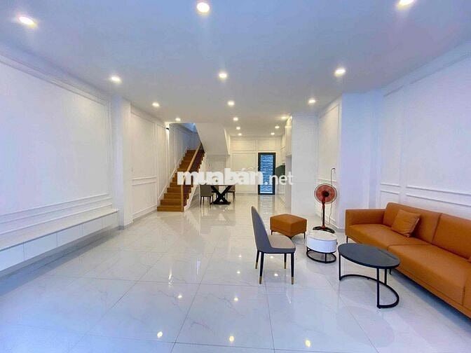 Chỉ 7Đ có nhà mới xây 4 tầng , ngang 6.2m khu vực trung tâm Q.Tân Binh