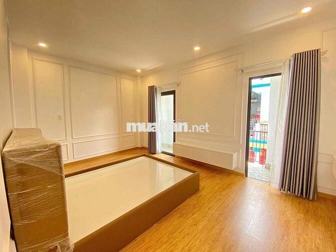 Chỉ 7Đ có nhà mới xây 4 tầng , ngang 6.2m khu vực trung tâm Q.Tân Binh
