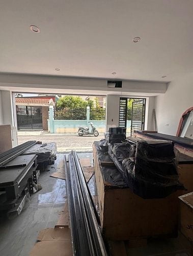 CỰC PHẨM 6T THANG MÁY XỊN SÒ - THIẾT KẾ HIỆN ĐẠI