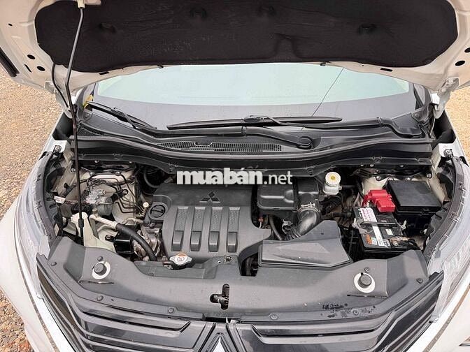 Mitsubishi Expander MT 2021 Trắng