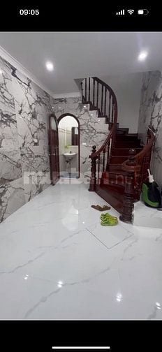 Cho thuê nhà mặt phố Trần Khát Chân, Hai Bà Trưng Hà Nội 