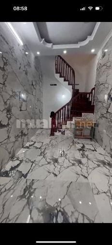 Cho thuê nhà mặt phố Trần Khát Chân, Hai Bà Trưng Hà Nội 