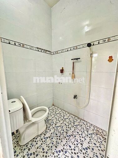 Nhà trệt lầu 2PN có nội thất hẻm đường 3-2 chỉ 4,5 triệu