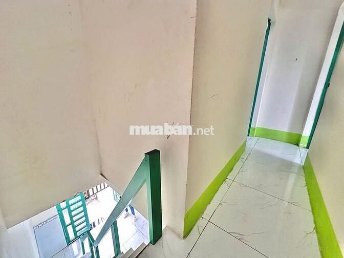Nhà trệt lầu 2PN có nội thất hẻm đường 3-2 chỉ 4,5 triệu