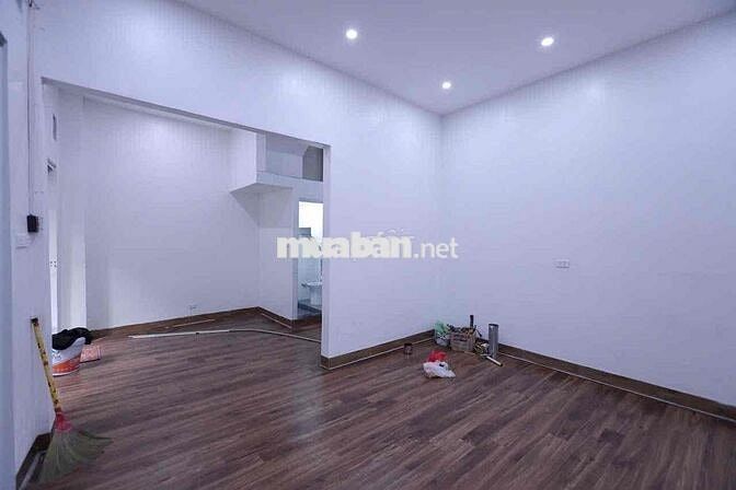 Cho thuê nhà mặt phố, Kinh doanh mọi mô hình- Phố Huế- Hai Bà Trưng,