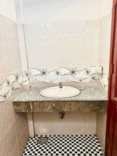 Nhà trệt 2PN hẻm đường Hoàng Quốc Việt chỉ 5 triệu