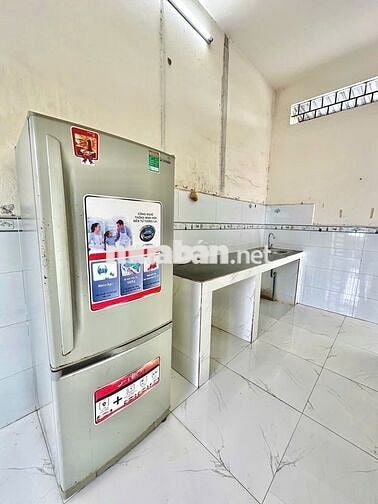 Nhà trệt lầu 2PN có nội thất hẻm đường 3-2 chỉ 4,5 triệu