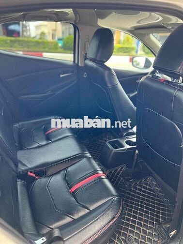 Mazda Mazda2 2015 Trắng