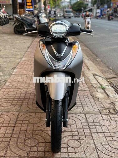Honda SH Mode 2022 Bạc đen Sporty CBS