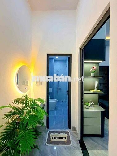 Nhà lầu có sân rộng đậu ô tô, kdc ngang Bv Nhi Đồng TPCT