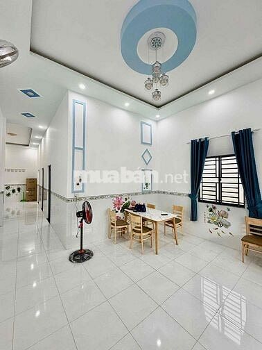 Nhà cấp 4 mới tặng full nội thất