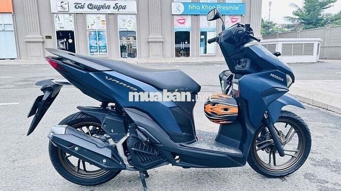 Honda Vario 125 2025 Xanh đen 3750km chính chủ