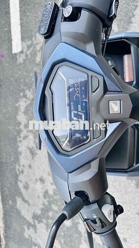 Honda Vario 125 2025 Xanh đen 3750km chính chủ