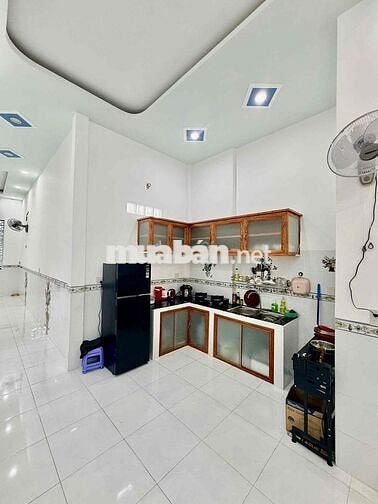Nhà cấp 4 mới tặng full nội thất