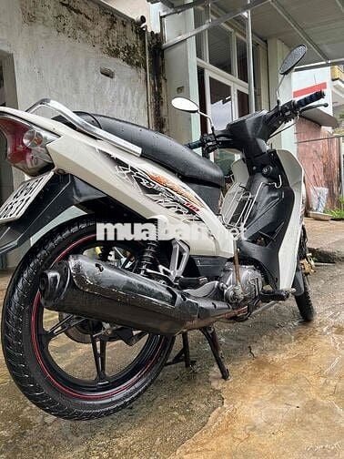Yamaha Sirius 2018 Trắng Bánh mâm