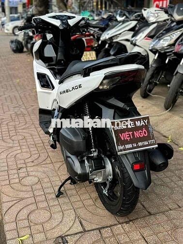Honda Air Blade 125cc 2021 Trắng đen