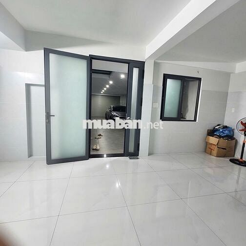 Cho thuê văn phòng tầng trệt Tỉnh Lộ 10 & Lê Đình Cẩn, chỉ 4tr/tháng