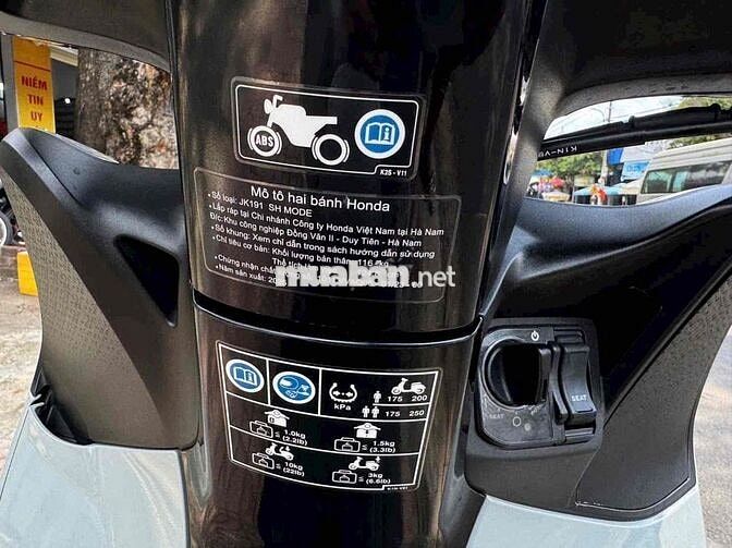 Honda SH Mode 2025 ABS Xám 4000 km