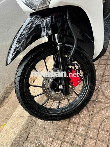 Honda SH Mode 2022 Trắng đen Sporty