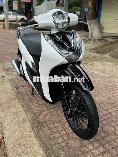 Honda SH Mode 2022 Trắng đen Sporty
