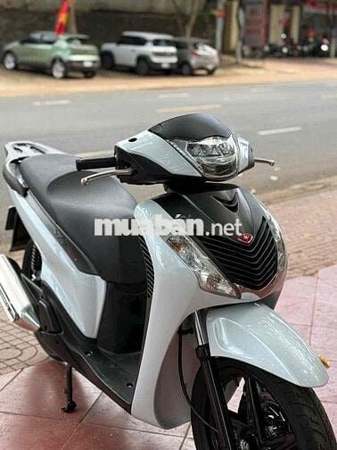 Honda SH 2011 125cc Trắng ( nhập Ý 3 Cục )