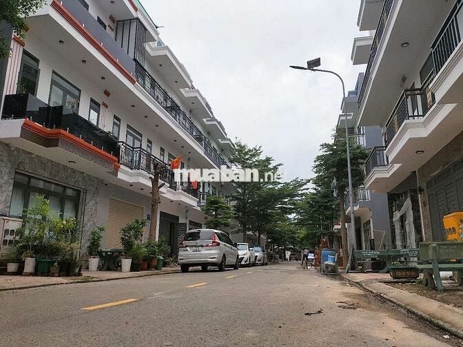  🆘 ko thể gồng nổi lãi. bán gấp có 3,35ty thôi. e bao rẻ nhấc khu ạ 