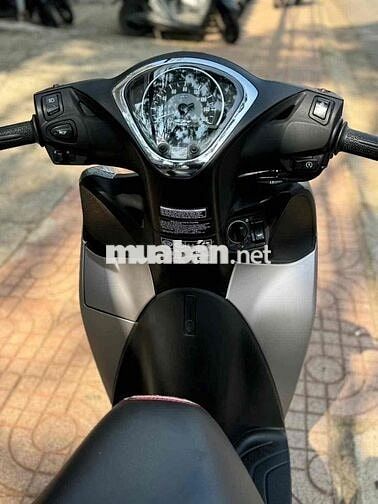 Honda SH Mode 2022 ABS Bạc đen