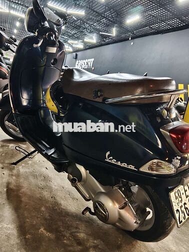  Vespa LX 125 Fi 2012 .bán hoặc gl xe nhỏ gọn ạ