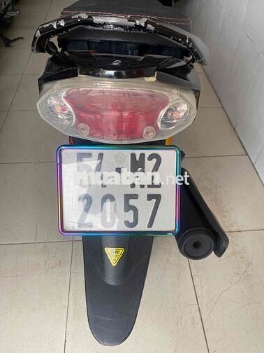 Yamaha Sirius Đen Vàng