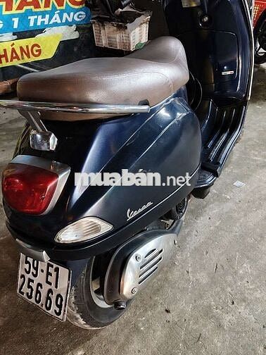  Vespa LX 125 Fi 2012 .bán hoặc gl xe nhỏ gọn ạ