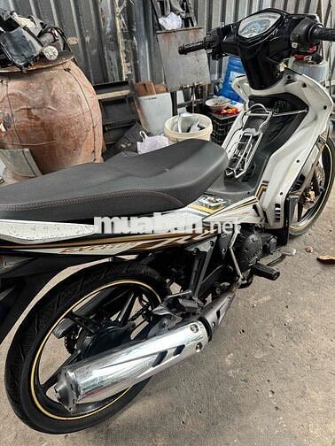Yamaha Exciter 135 Trắng đen