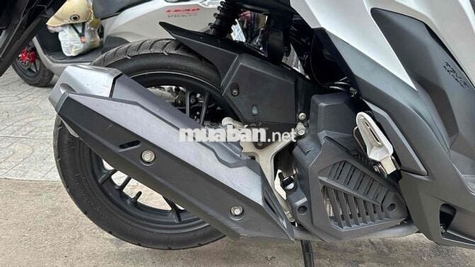 Honda Vario 150 2021 Trắng đen ( hỗ trợ góp )