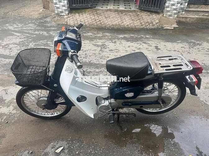 Honda Cub 50cc Xanh trắng