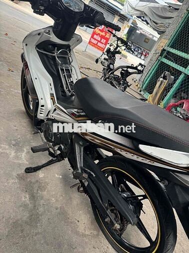 Yamaha Exciter 135 Trắng đen