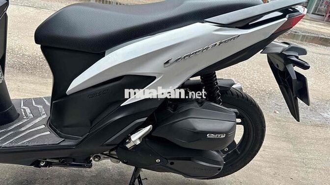 Honda Vario 150 2021 Trắng đen ( hỗ trợ góp )