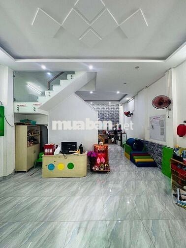 Nhà 3 Tầng, Bình Tân , 5,5 x 9,5m., Hẻm Xe Hơi, 3PN, 3WC
